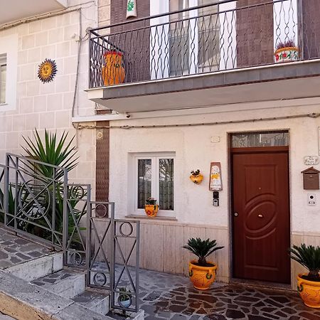 Bed & Breakfast Acquaviva Di Vullo Vincenzo Acquaviva Platani Bagian luar foto