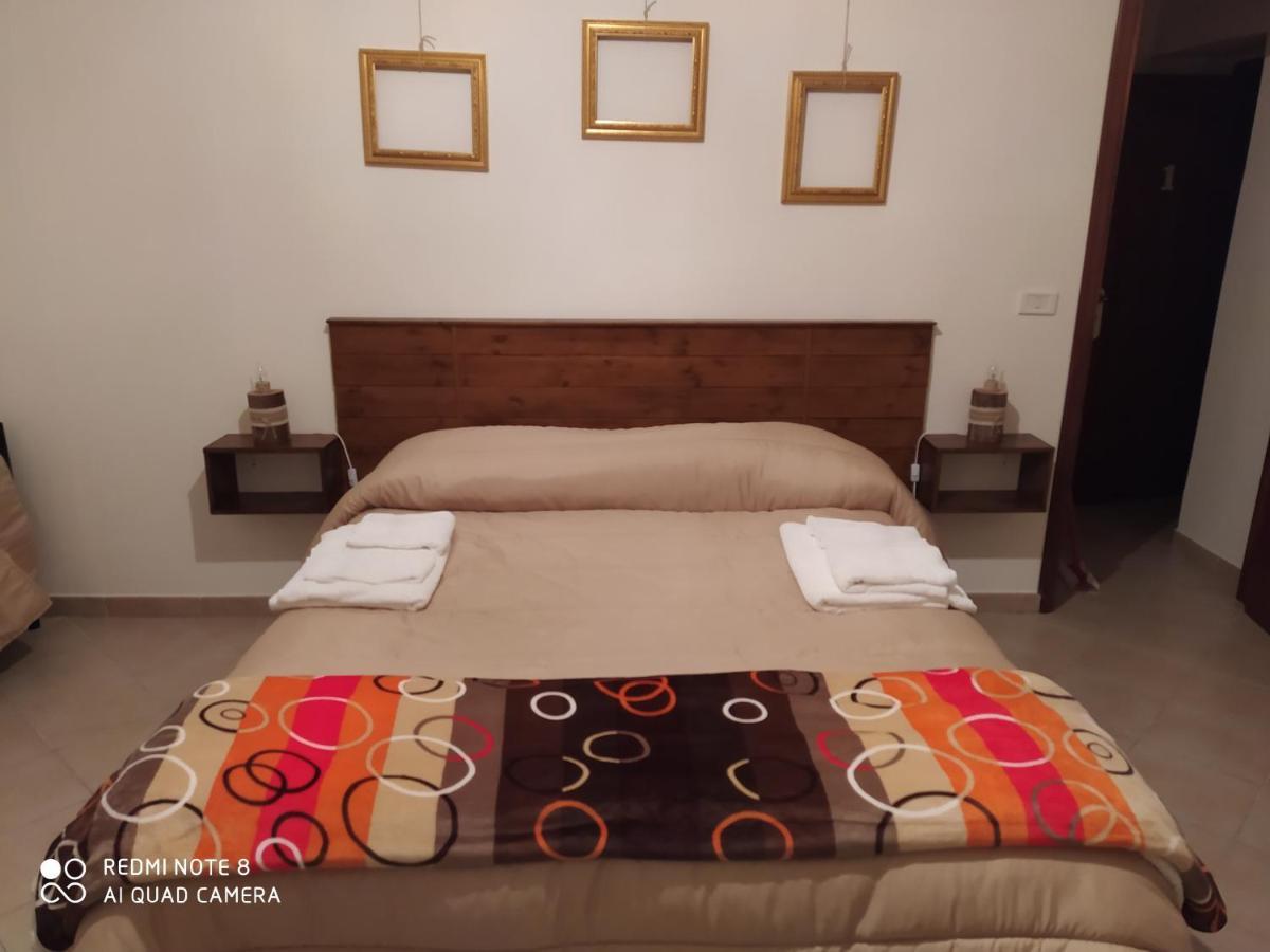 Bed & Breakfast Acquaviva Di Vullo Vincenzo Acquaviva Platani Bagian luar foto