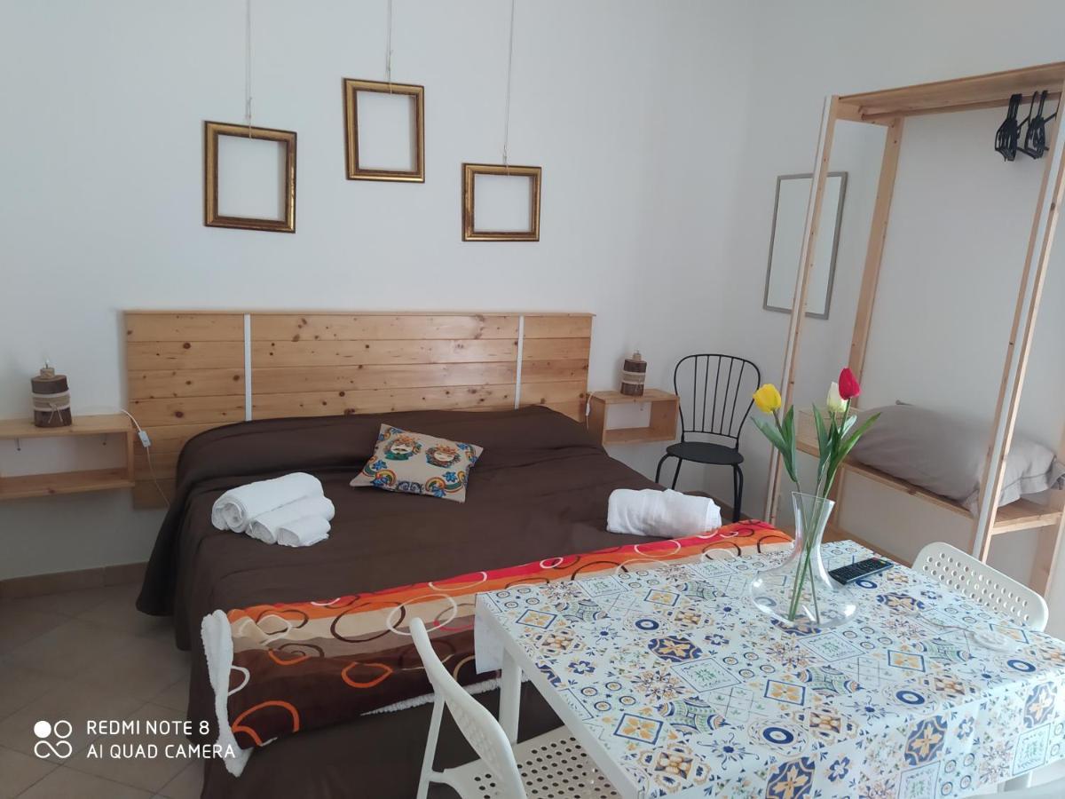 Bed & Breakfast Acquaviva Di Vullo Vincenzo Acquaviva Platani Bagian luar foto