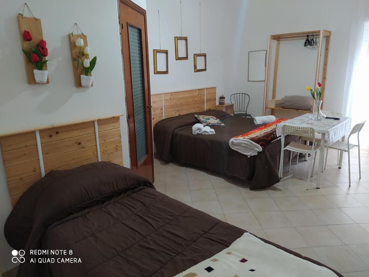 Bed & Breakfast Acquaviva Di Vullo Vincenzo Acquaviva Platani Bagian luar foto