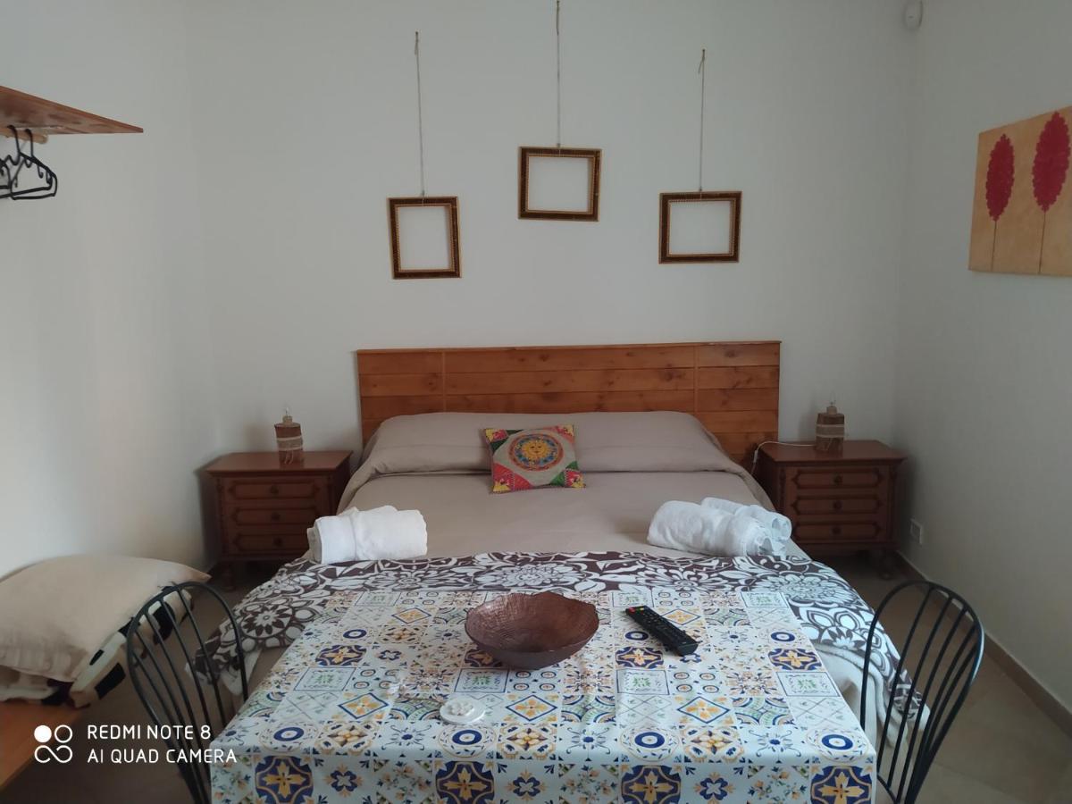 Bed & Breakfast Acquaviva Di Vullo Vincenzo Acquaviva Platani Bagian luar foto