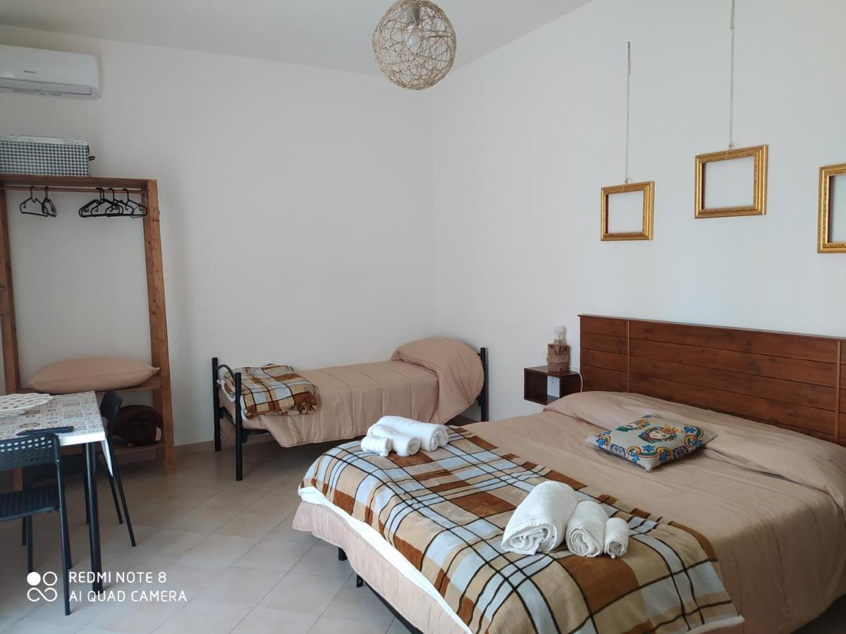 Bed & Breakfast Acquaviva Di Vullo Vincenzo Acquaviva Platani Bagian luar foto