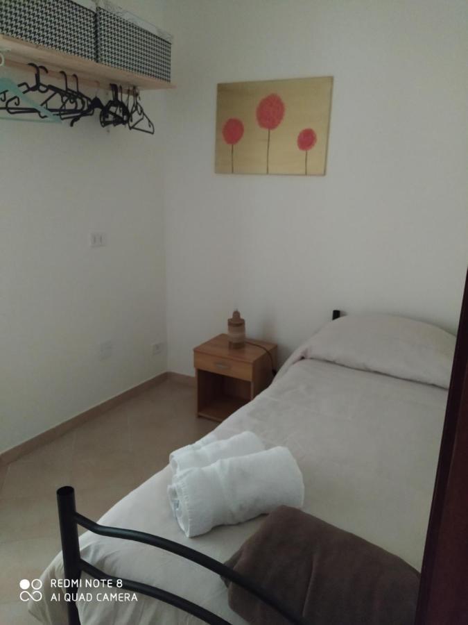 Bed & Breakfast Acquaviva Di Vullo Vincenzo Acquaviva Platani Bagian luar foto